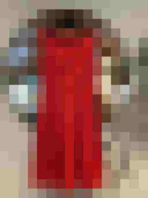 Rotes A-Linien Kleid aus Baumwolle mit Tellerrock im modernen alpinen Stil