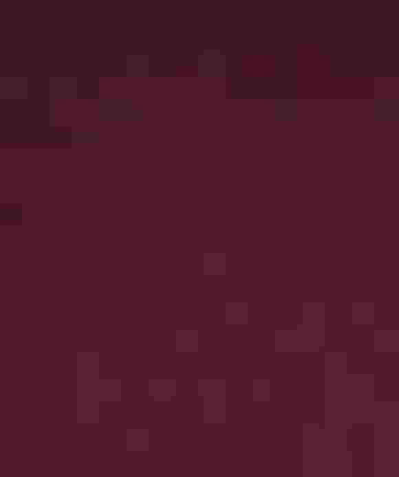 weinroter Lodenstoff in Nahaufnahme